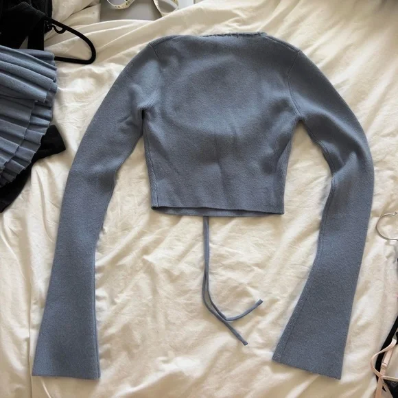 Guizio set long sleeve crop top and baby Blue Pleated mini Skirt knit - Picture 11 of 14